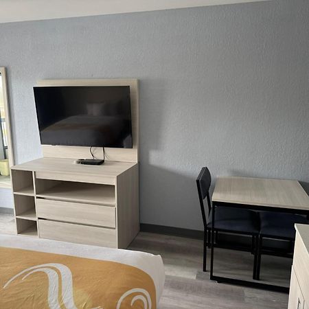 Quality Inn Christiansburg - Blacksburg Ngoại thất bức ảnh