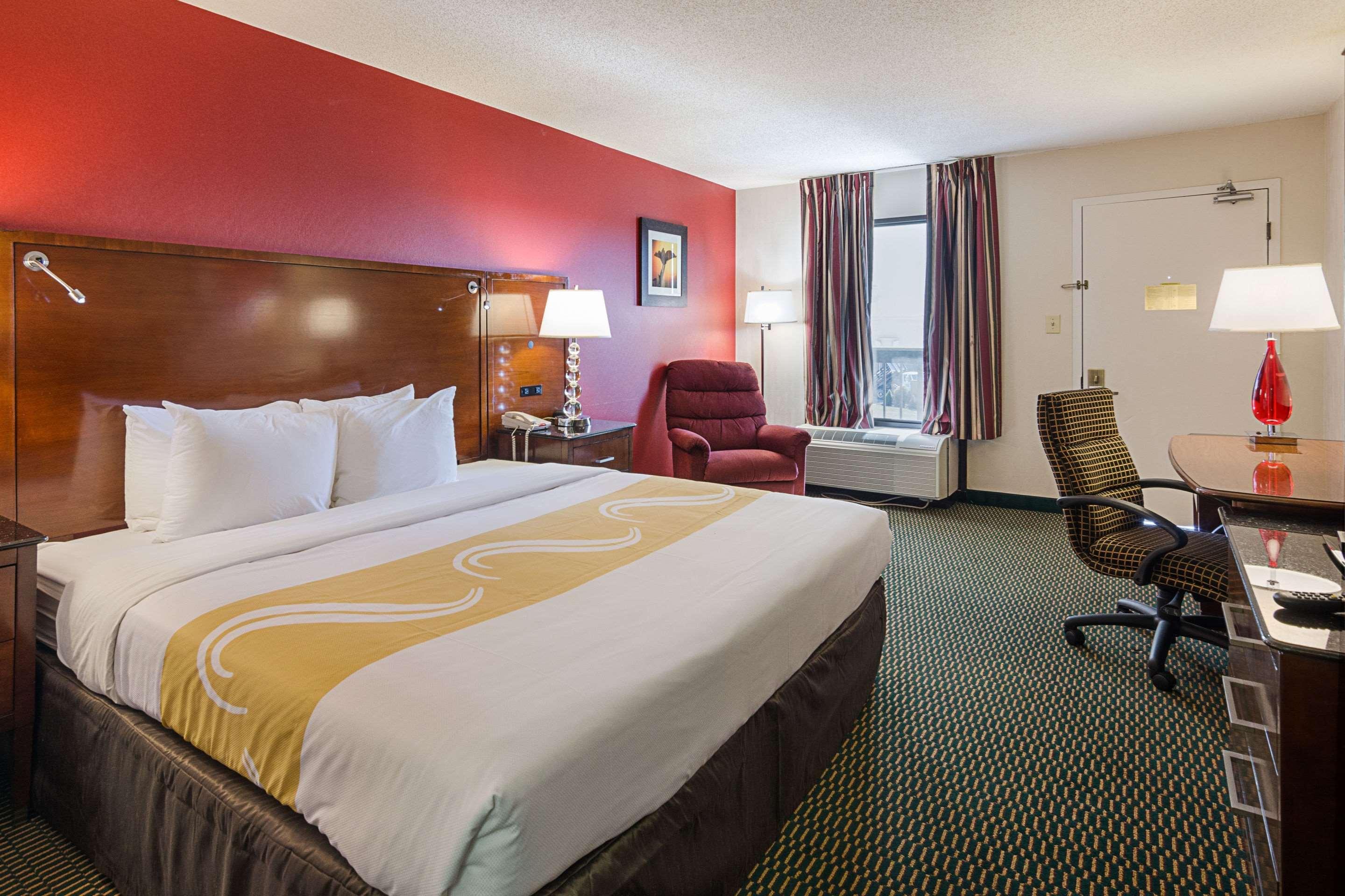 Quality Inn Christiansburg - Blacksburg Ngoại thất bức ảnh