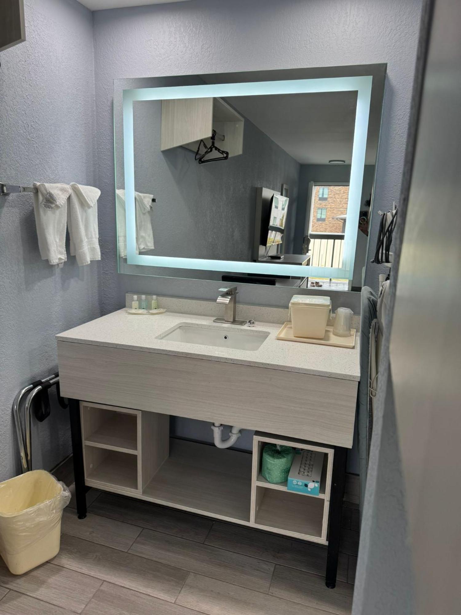 Quality Inn Christiansburg - Blacksburg Ngoại thất bức ảnh