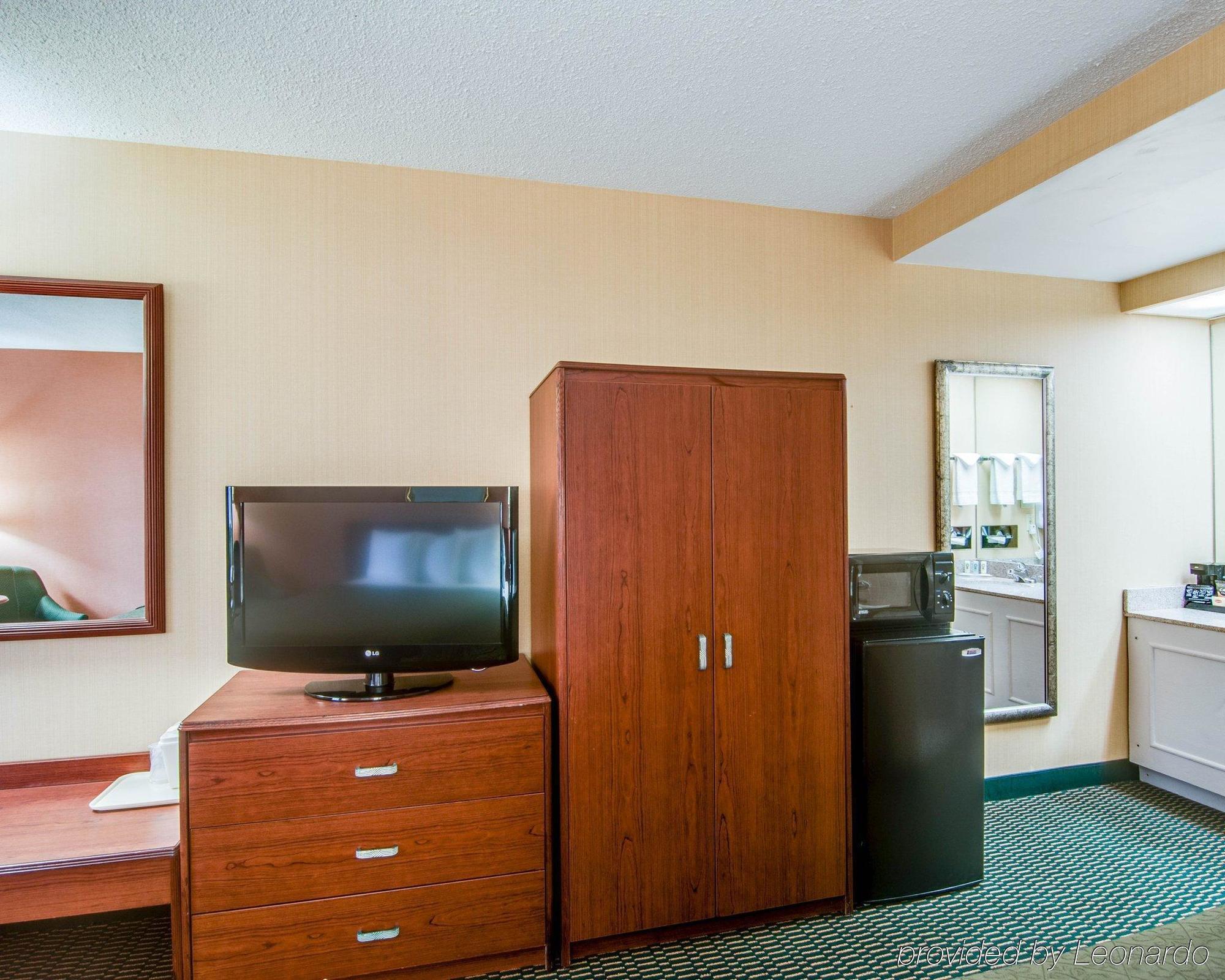 Quality Inn Christiansburg - Blacksburg Ngoại thất bức ảnh